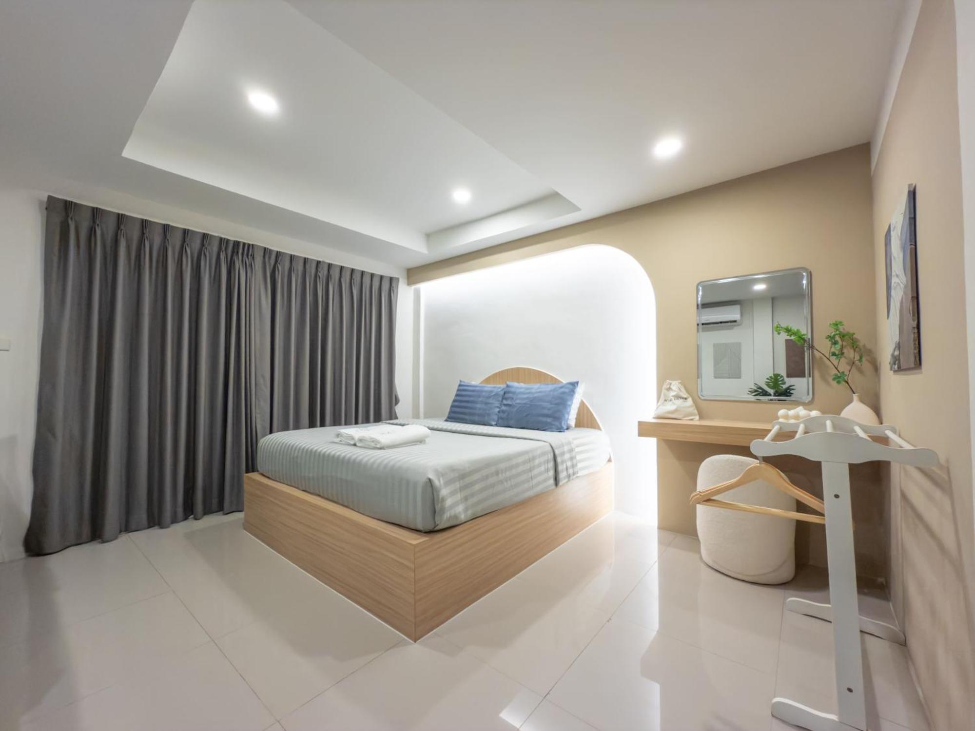 The Seathru Koh Larn Hotel Pattaya Eksteriør billede
